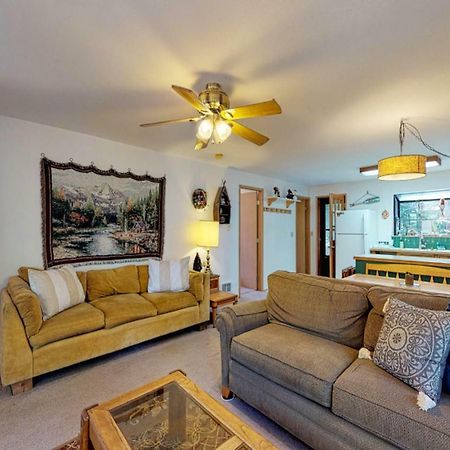 ליבנוורת' Towering Pines Cabin & Game Room מראה חיצוני תמונה